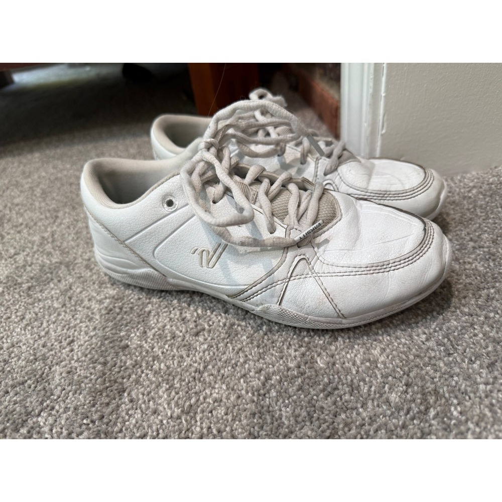 Varsity Huddle Cheerleading Shoes White Low Top Sneakers Womens Size 6